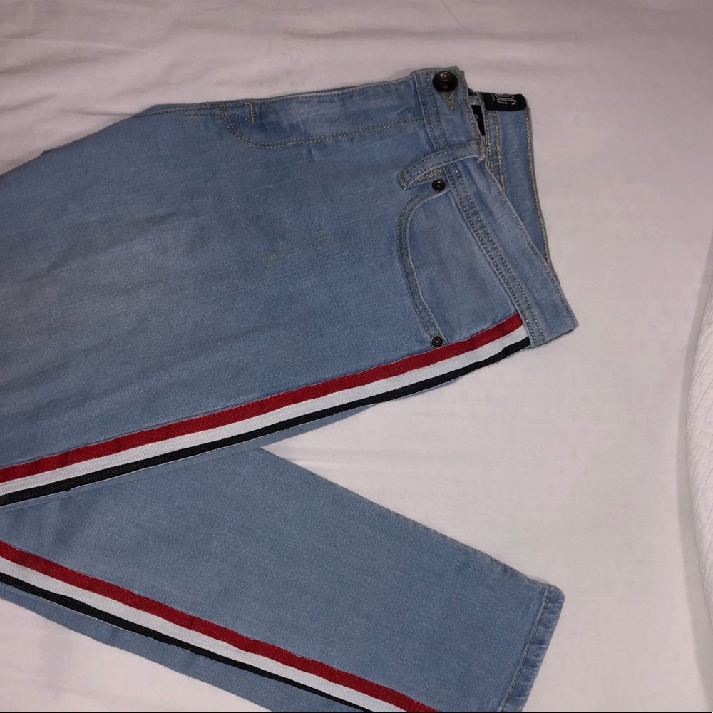 BDG Light Blue Jean with Detail on the Sides